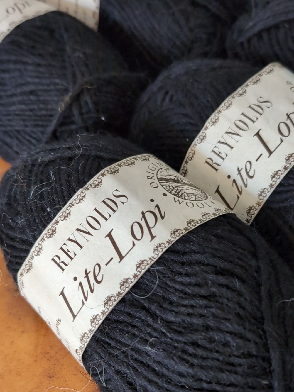 Lite-Lopi Black Wool Yarn
